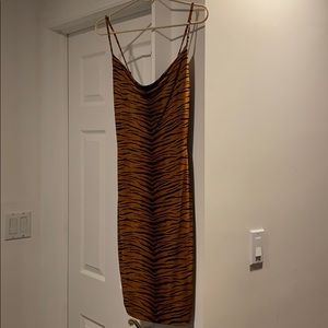 Midi tiger print dress